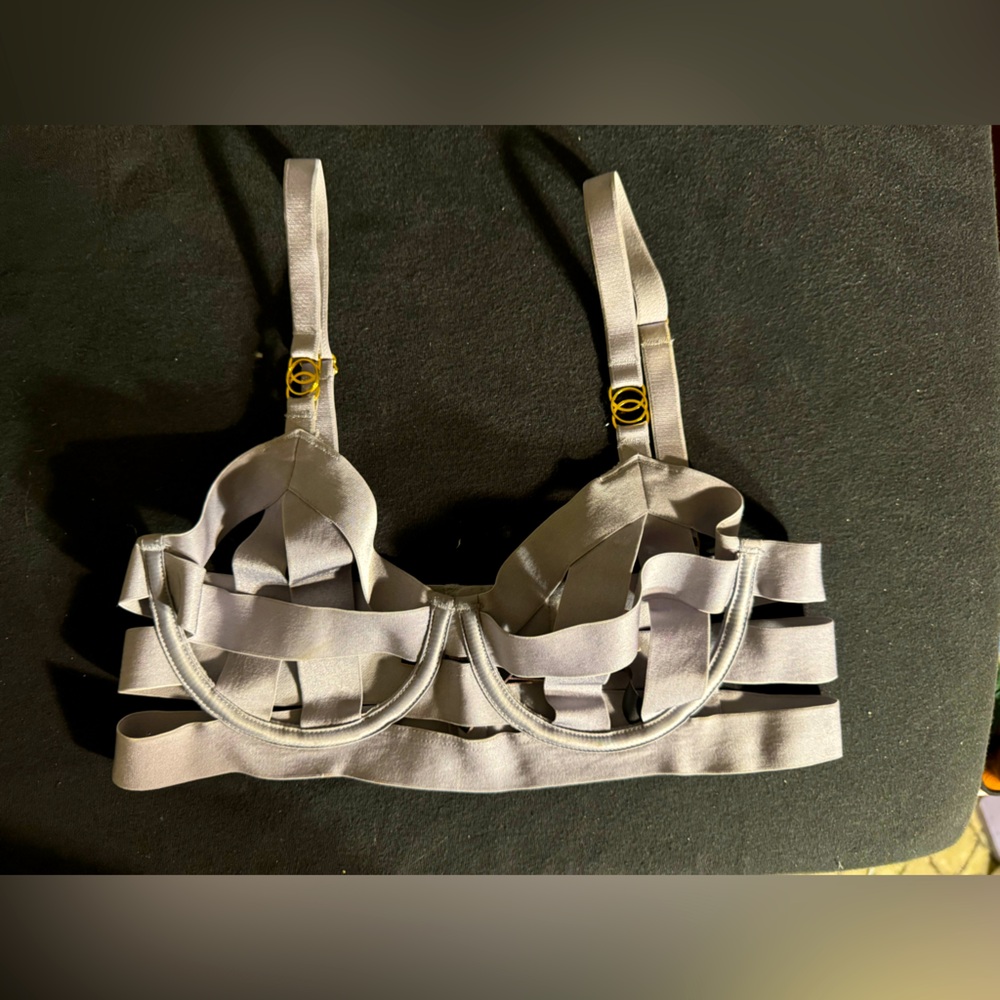 Victoria’s Secret. Grey. 32B Very Sexy Strappy Unlined Bra. Brand new with tags.